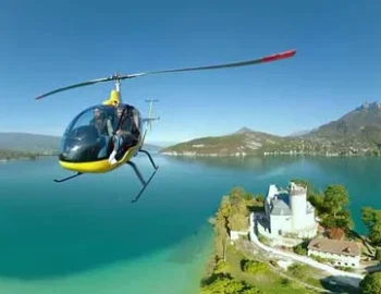 helicoptere-lac-annecy-ad537310